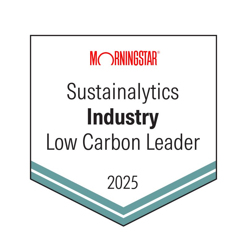 Low Carbon Leader Industry Top Rated Badge