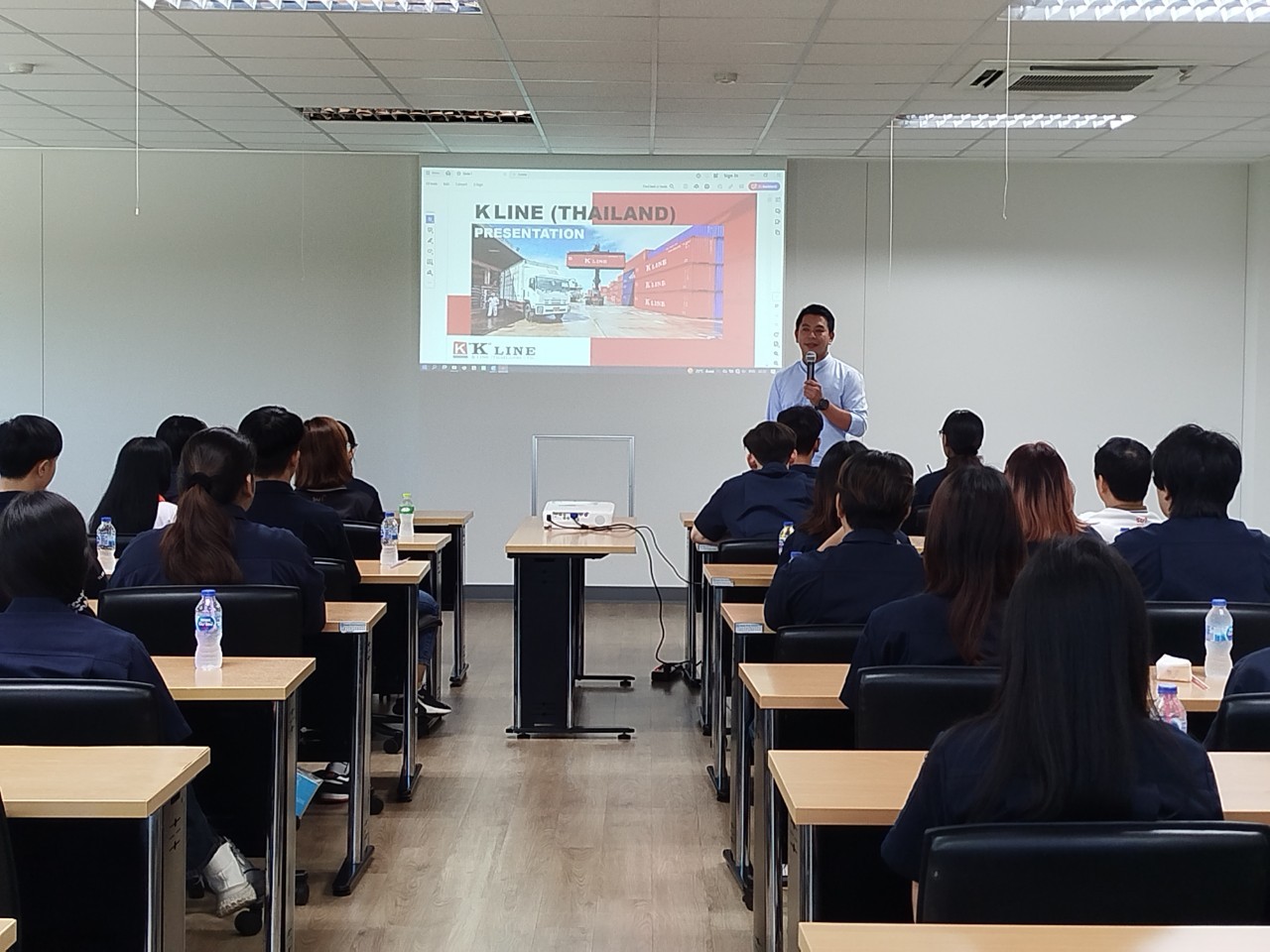 Hosting a company visit for students