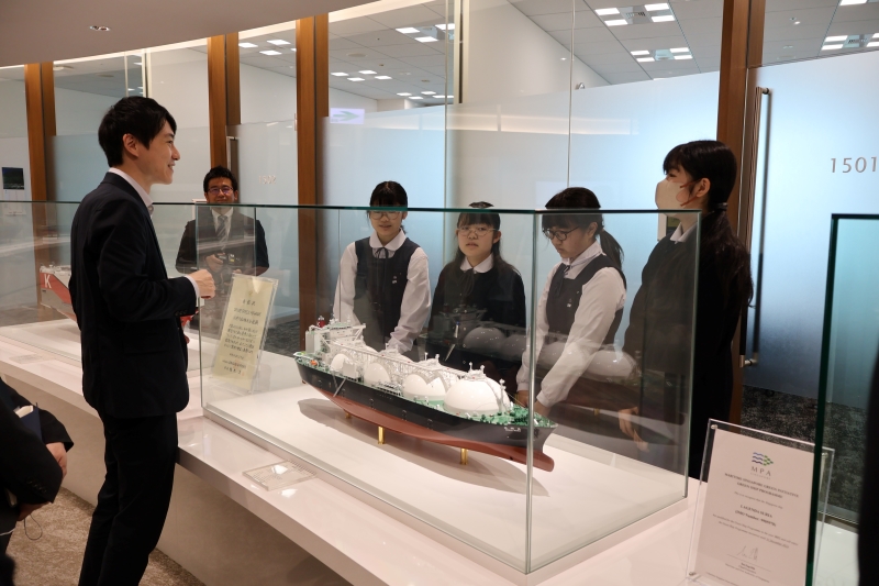 （写真）　当社オフィス訪問（25年4月）の様子
