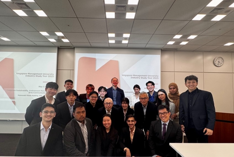 当社訪問の様子