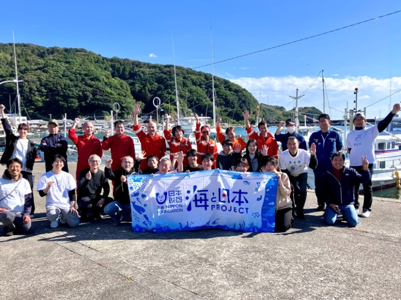 藻場再生プロジェクトの様子